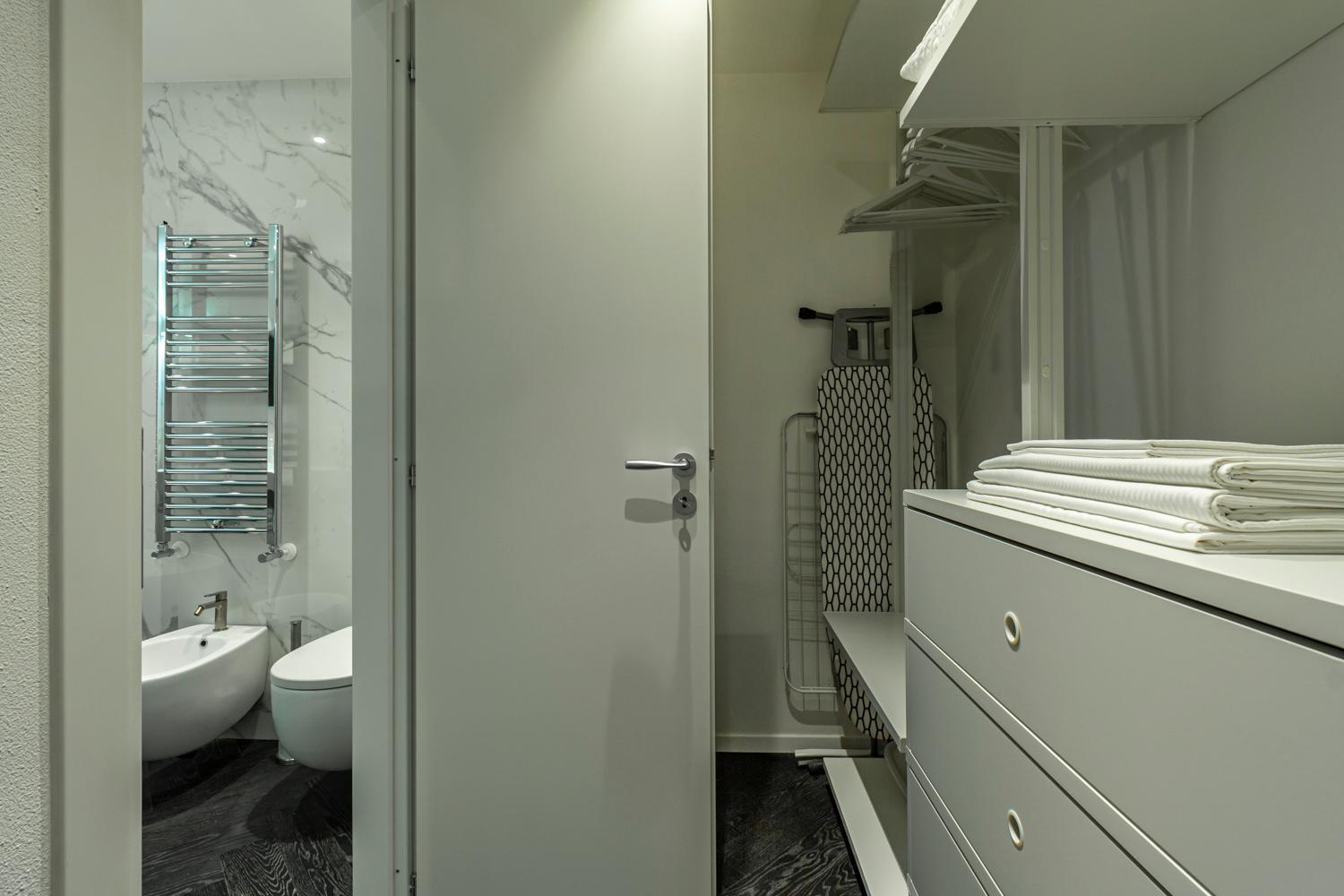 בולוניה Righi Suite Apartment מראה חיצוני תמונה